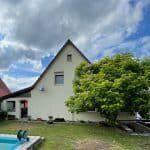 Südansicht-vom-Garten-aus